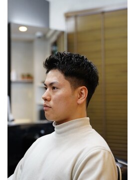 ドゥーエン 蒲生店(DoEN) アップバングショート