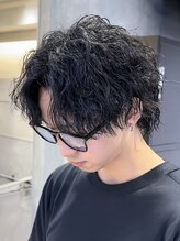 ベル 桑名(BHEL)&nbsp;三重桑名波巻きパーマ波巻きスパイラルパーマセンターパート眉毛