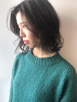 ビートス(BEAT S) インナーハイライト&地毛感グレー×リラックスロブ