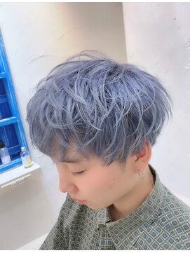 ウーロス(uros.) 束感×ブルー