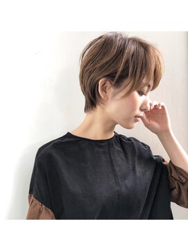 オーソ(AUTHO) ボブ/カーキグレージュ/マッシュショート/大人かわいい