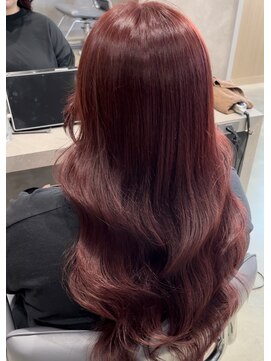 ユーフォリア 新宿通り(Euphoria) ブリーチなしダブルカラーで鮮やかなレッドカラーに♪