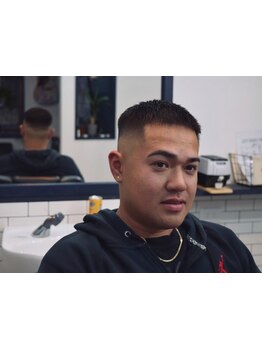 流行りの≪フェードカットスタイル≫お客様の要望に近づけられるようカウンセリングをしっかりと行います。