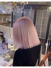 トータルビューティ ジェム バイ ヘアタイム(TOTAL BEAUTY gem by HAIR TIME) ホワイトピンク　ハイトーンカラー