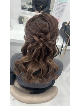ヘアーセットサロンケイ(Hair Set Salon K) ハーフアップウェーブ