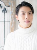 30代40代ブラック刈り上げセンターパートベリーショートc新所沢