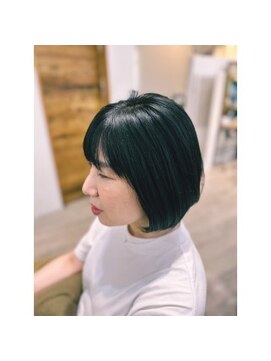 ヒラソル(girasol) 菱形ショートボブ/高濃度水素カラーベージュブラウン