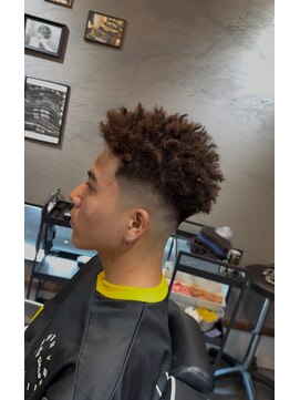 ブラックチョコレート(black chocolate) スパイキーアフロ