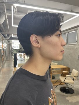 スー 渋谷(suu) メンズカットメンズセンターパートニュアンスパーマ渋谷学割