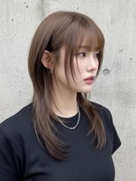 エイチ ウルフカット 大阪梅田(811) 50代ハンサムショートショートバレイヤージュクラゲヘアパーマ