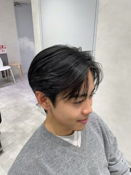 キートス(Kiitos) 爽やか毛流れセンターパート