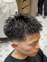 グルーマーズトウキョウ(GROOMER/S TOKYO)&nbsp;men's/波巻きツイストスパイラル/リバースセンターパート