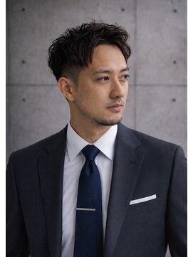 サンキスビューティースタジオ 千葉中央(Sunkissed beauty studio) 刈り上げセンターパート/波巻きツイストスパイラル/千葉