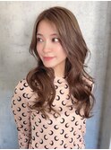 韓国風ヘア ベージュ 透明感カラー 20代 顔周りカット レイヤー