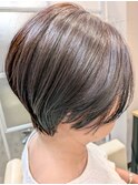 ショートボブ