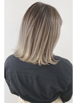 ラフィスヘアーグロー 中百舌鳥店(La fith hair glow) 【La fith】 ホワイトベージュ×グラデーションカラー