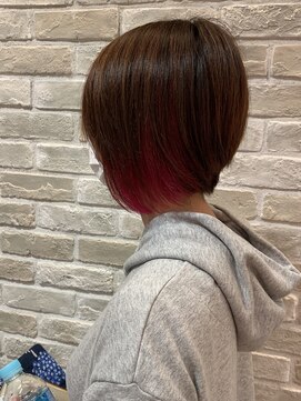 ハナハナ ゼスト御池(hana hana) アシンメトリーショートボブ