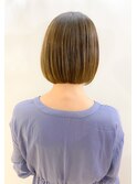GRANDLINE 藤田遼　ぱつっと内巻きボブ　グレージュカラー