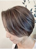 馴染ませハイライト×ショートボブ
