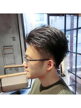 ネセサリー(NECESSARY) カット