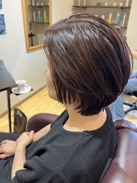ヘアデザインフルーヴ(hair design fleuve) ショートボブ