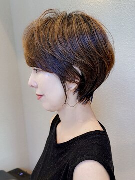 エダ 鎌倉(edA.) 絶壁解消/ひし形/大人ショートボブ/白髪ぼかし/40代/50代/鎌倉