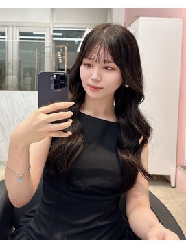 クム(kumu) レイヤーカット/前髪カット/顔周りカット/シースルー/名古屋/栄