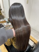 クラン 岡本(Chlan)&nbsp;【これで梅雨もバッチリ！】さらさら艶髪ストレート