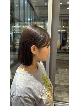 ロロネー 森ノ宮キューズモール(Lolonois) 【Lolonois森ノ宮】グレージュ切りっぱなしボブ（momoca）