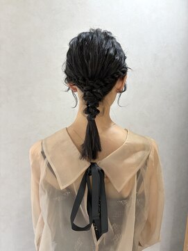 ハイヴィー(Hivi) 綺麗め女子にオススメ！編み下ろしスタイル