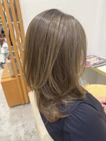 テラス アヴェダ 大丸心斎橋店(Terrace AVEDA)&nbsp;ハイトーンには水素を！！！