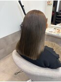 ベージュカラー