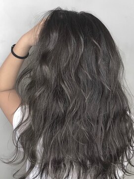 アレンヘアー 八尾店(ALLEN hair) 暗髪×アディクシーカラーで重く見えない透け