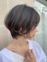 ローウェ 青山 表参道(Louwe) 大人ひし形丸みショートボブ/小顔/20代30代40代