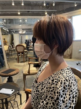 髪質改善と縮毛矯正の専門店 サンティエ(scintiller) 大人可愛い20代30代40代小顔ワンサイドショートボブ丸み前下がり