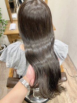 サク(Sac.) グレージュカラー×カーキベージュ　Sac.恵比寿　栃木優佑