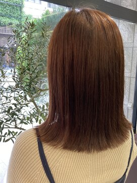 ノーム バイ アウラ(norm. by aura) 王道外ハネミディ