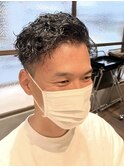 ベリーショートスパイキーショートヘアメンズパーマ刈り上げ
