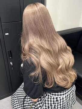 ベレーザ 渋谷(BELEZA) 4982ニュアンスカラー艶髪ハイトーンシルキーベージュ韓国波巻き