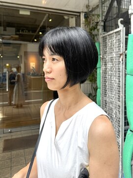 ロジエ(ROSIER) 黒髪ショートボブ