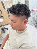 アップバング・極道パーマ・ハードスパイラルパーマ・眉毛