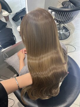 ユーフォリア 池袋東口駅前店(Euphoria) 【Euphoria MITSUKI】王道可愛いモテ色ミルクティーベージュ♪