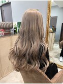 ミルクティーベージュ
