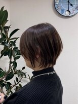 アッシュ 八王子みなみ野店(Ash) 【似合わせショート×白髪ぼかしカラー】