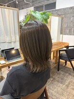 サイ(sai) 赤み撃退!大人のオリーブグレージュ《江幡彩音》