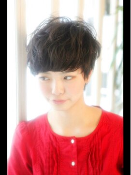 フィティア(Fetia) ふんわりショートボブ