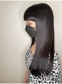 前髪ぱっつんロング