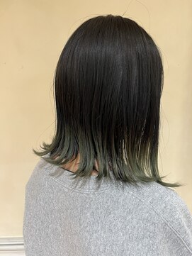 シャンプーボーイ セントラル 博多(SHAMPOO BOY central) 裾カーキカラー