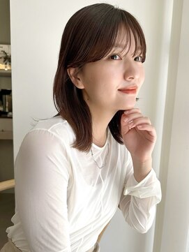 ガーデンヨコハマエスト(GARDEN YOKOHAMA est) くびれミディ　似合わせカット　グレーベージュ　前髪パーマ