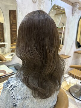 ロンドローズ 名古屋(Lond damaskRose) ブリーチ 学割 オリーブベージュ レイヤーカット リタッチ506